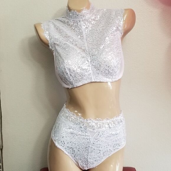 34DD Victoria's Secret Pink Bra Set - Picture 1 of 16